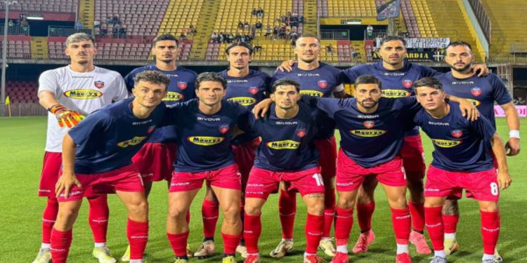 Una formazione del Guidonia (guidoniamonteceliofc.it)