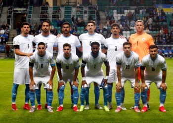 La nazionale di Israele schierata in campo (Foto ANSA)