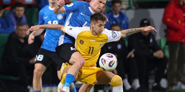 Mihail Caimacov con la Moldavia contro l'Estonia (Foto ANSA)