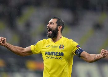 Raul Albiol con la maglia del Villarreal (Foto: Web)
