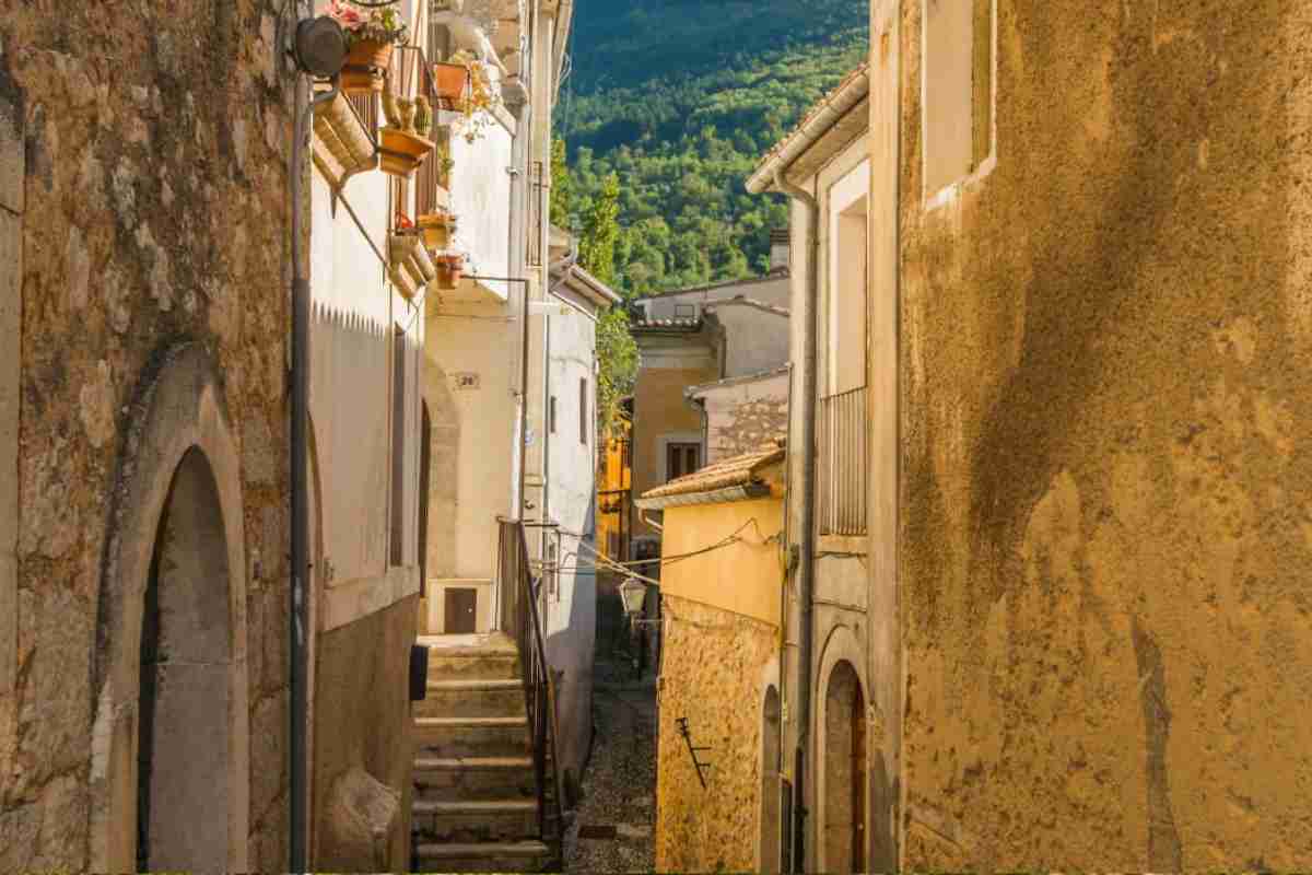 borgo da fiaba nel cuore dell'italia