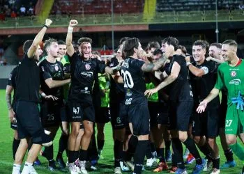 Il Foggia festeggia una vittoria (da facebook.com/officialcalciofoggia1920)