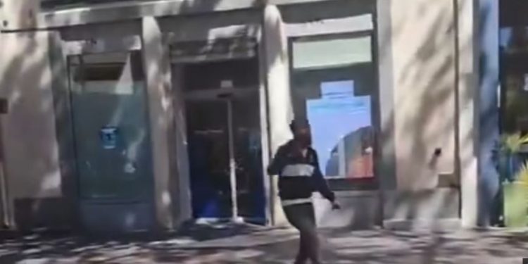 Tunisino a Marsiglia (Foto: screen da Youtube)