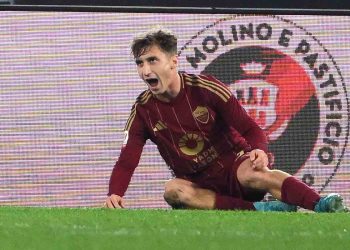 Tommaso Baldanzi con la maglia della Roma (Foto ANSA)
