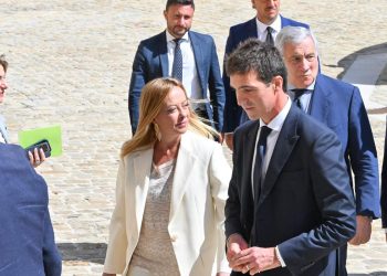 Acquaroli con Meloni e Tajani