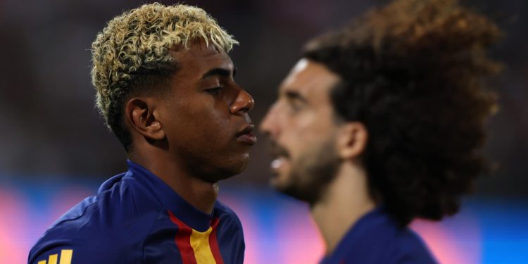 Lamine Yamal, in primo piano, e Cucurella, sullo sfondo, della Spagna (Foto Ansa)