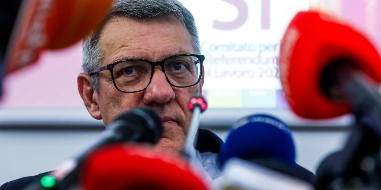 Maurizio Landini, segretario generale della CGIL (Ansa)