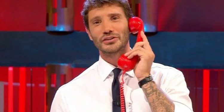duro attacco a stefano de martino