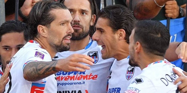 L'esultanza del Catania (Facebook Lega Pro)