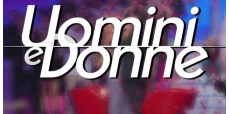 Uomini e Donne dama in ospedale