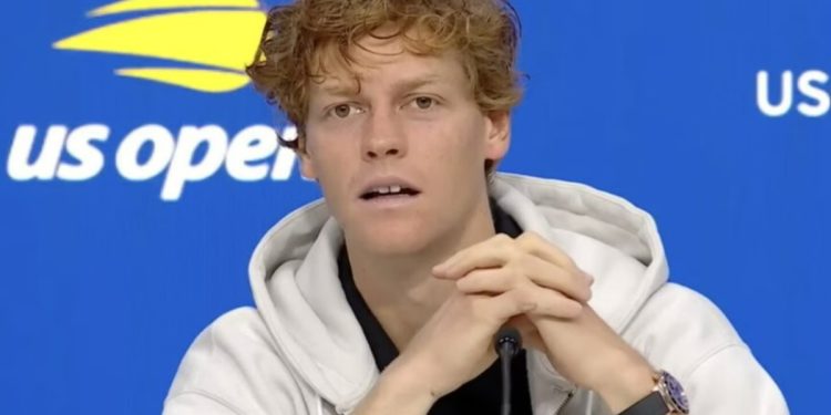 Jannik Sinner conferenza stampa (Foto: Web)