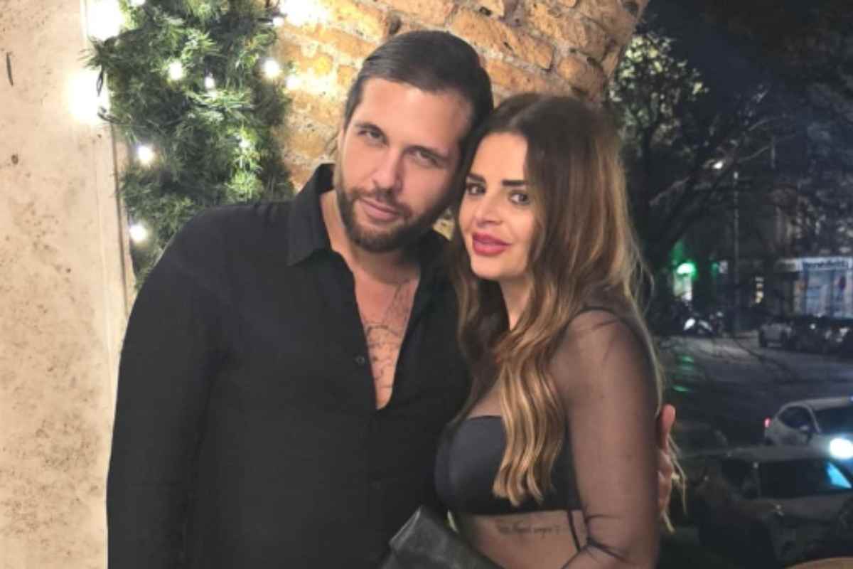 coppia uomini e donne cosa sta succedendo