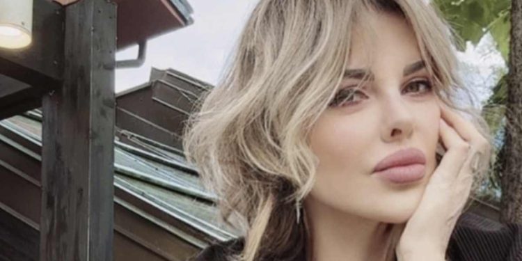 alba parietti gossip