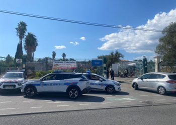 Il liceo teatro dell'accoltellamento ad Antibes (Foto: Twitter/X)