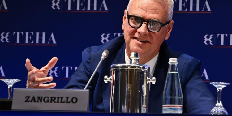 Il ministro della Pubblica amministrazione, Paolo Zangrillo (Foto: ANSA/MICHELE MARAVIGLIA