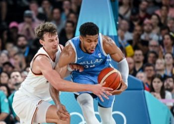 Franz Wagner contro Giannis Antetokounmpo (Foto: Web)