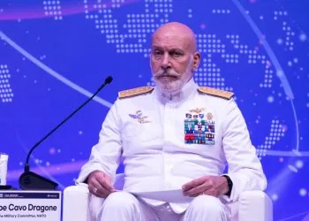 L'ammiraglio Giuseppe Cavo Dragone