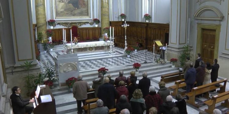 Santa Messa, la Cattedrale di Civitavecchia