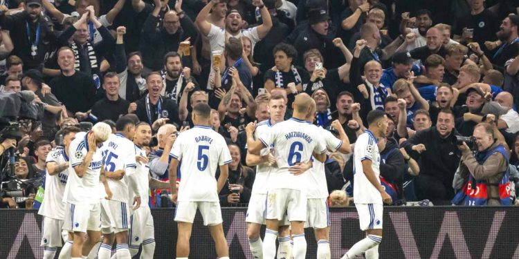 Il Copenaghen esulta in Champions League (Foto ANSA)