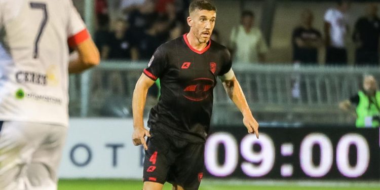 Lorenzo Saporetti con il Forlì (da facebook.com/ForliFC)