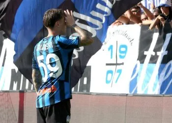 Nicola Zalewski esulta con l'Atalanta (Foto ANSA)