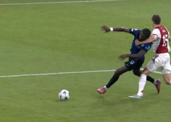 Rigore in Ajax Inter (Foto: Web)