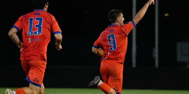 Francesco Gobbi esulta con l'Ospitaletto (da facebook.com/ACOspitaletto