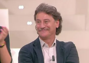 Giorgio Tirabassi (Foto: screen Mediaset Infinity)