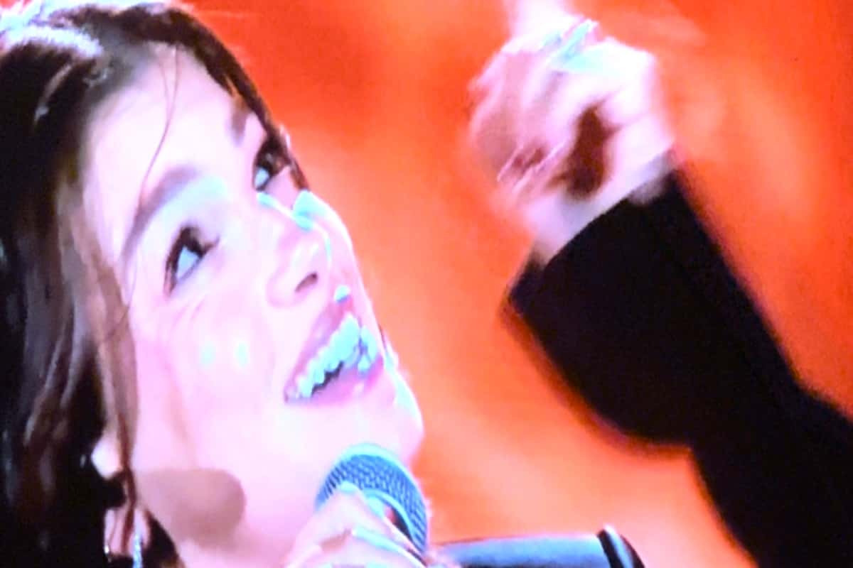 emma marrone piange per papà rosario