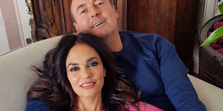 Chi è Giulio Violati, marito di Maria Grazia Cucinotta