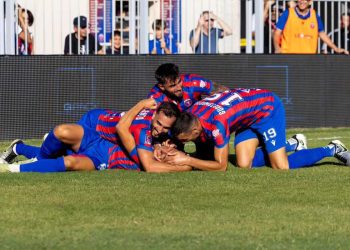 L'esultanza del Casarano (da facebook.com/ssdcasaranocalcio)