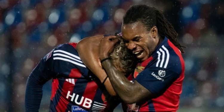 La Casertana in gol (da facebook.com/SerieCofficial)