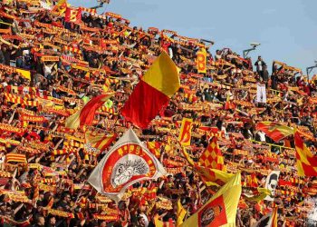 I tifosi del Catanzaro (X: @USCatanzaro1929)