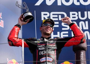 Marco Bezzecchi, qui festeggia la vittoria nella Sprint di Misano (Foto ANSA)