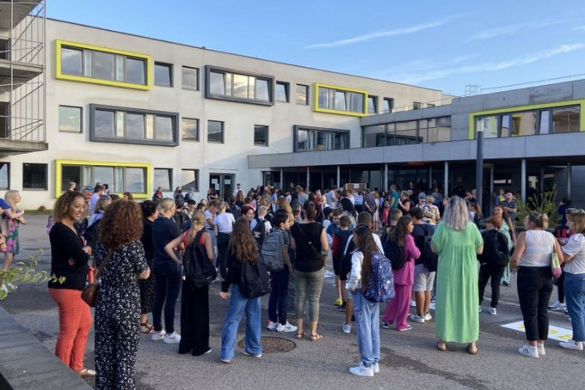Francia, la scuola di Benfeld evacuata dopo l'accoltellamento