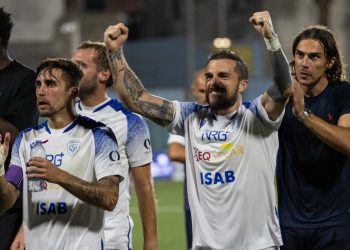 Il Siracusa festeggia la prima vittoria in Serie C (da facebook.com/SiracusaCalcio1924)