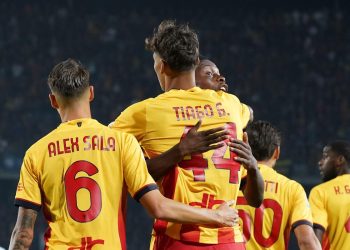 L'esultanza del Lecce (Foto Ansa)