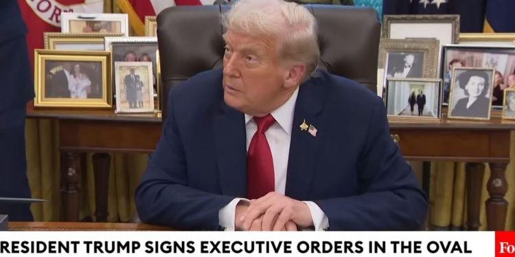 Donald Trump su Soros (Foto: Youtube)