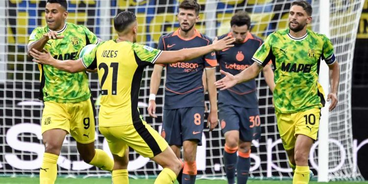 L'esultanza del Sassuolo a San Siro (Foto ANSA)