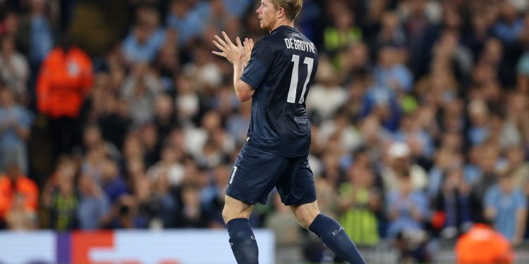 Kevin De Bruyne con il Napoli in Champions League (Foto ANSA)