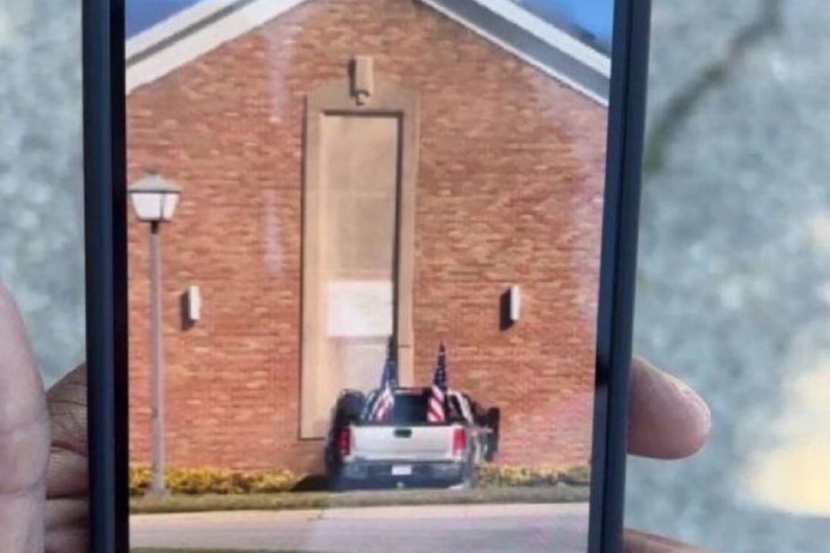 Sparatoria in Michigan: l'auto dell'autore