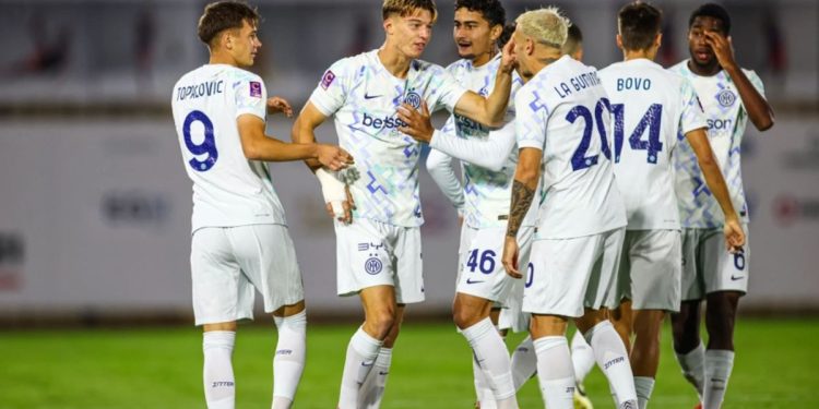 Spinaccè festeggia la doppietta in Lumezzane-Inter U23 (inter.it)