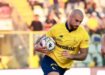 Ettore Gliozzi in gol con il Modena (da facebook.com/modenafc)