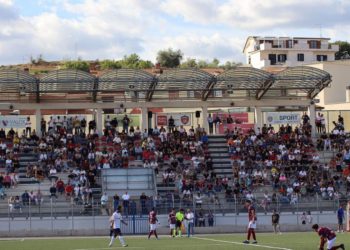 Il Guidonia in campo al Comunale (guidoniamonteceliofc.it)