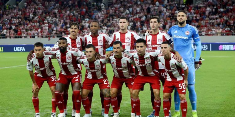 L'Olympiakos schierato in Champions League (Foto ANSA)