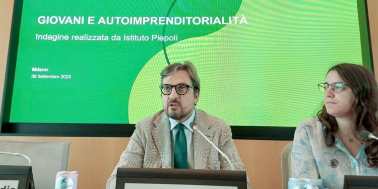 Guido Guidesi, Regione Lombardia