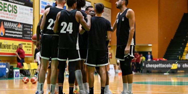 La APU Udine in amichevole (da facebook.com/apudine)