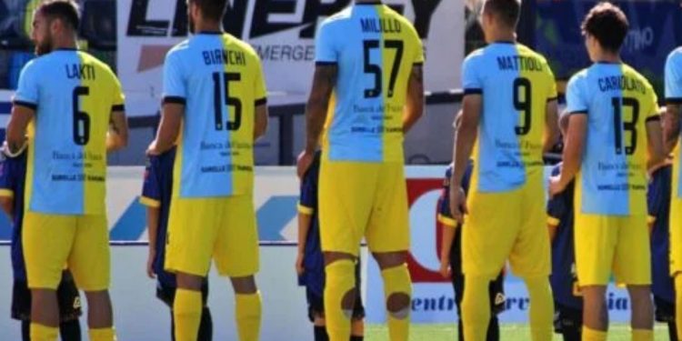 L'Arzignano schierato in campo (arzignanovalchiampo.it)