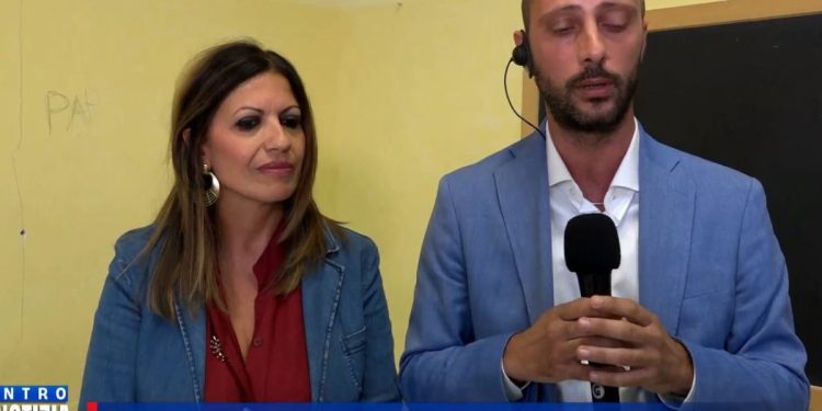 Salvatore Ocone, la prof del figlio ucciso (Foto: Dentro la notizia)