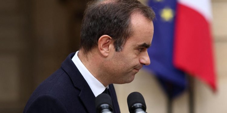Francia. Il primo ministro dimissionario Sebastien Lecornu (Ansa)